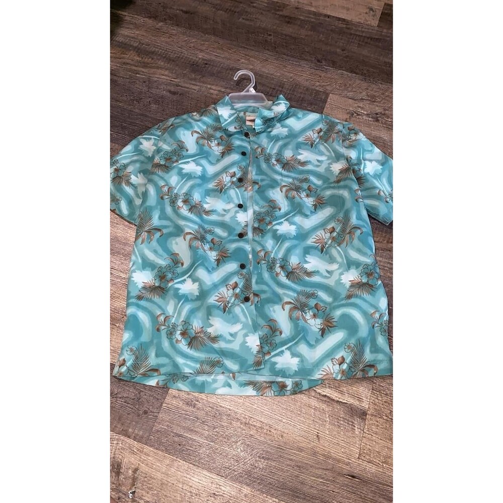 NWOT MENS TRADER BAY SZ M